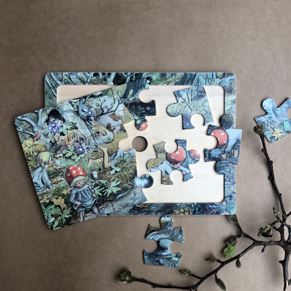 50% OFF - ELSA BESKOW ~  CHILDREN OF THE FOREST WOODEN PUZZLE~