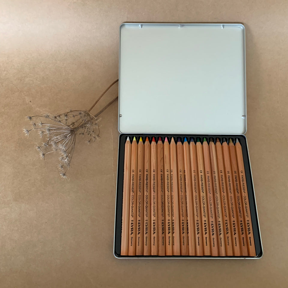 LYRA GIANTS COLOUR PENCILS ~ 18 IN TIN