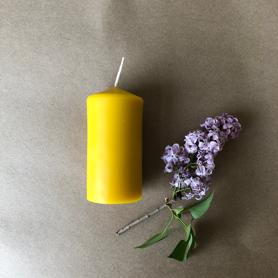 SMALL PILLAR BEESWAX CANDLE