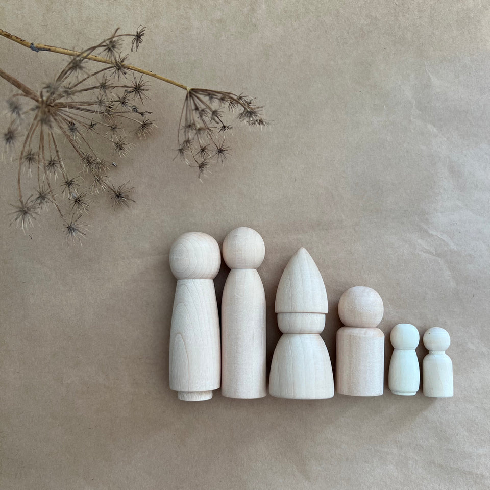 Plain wooden top peg dolls