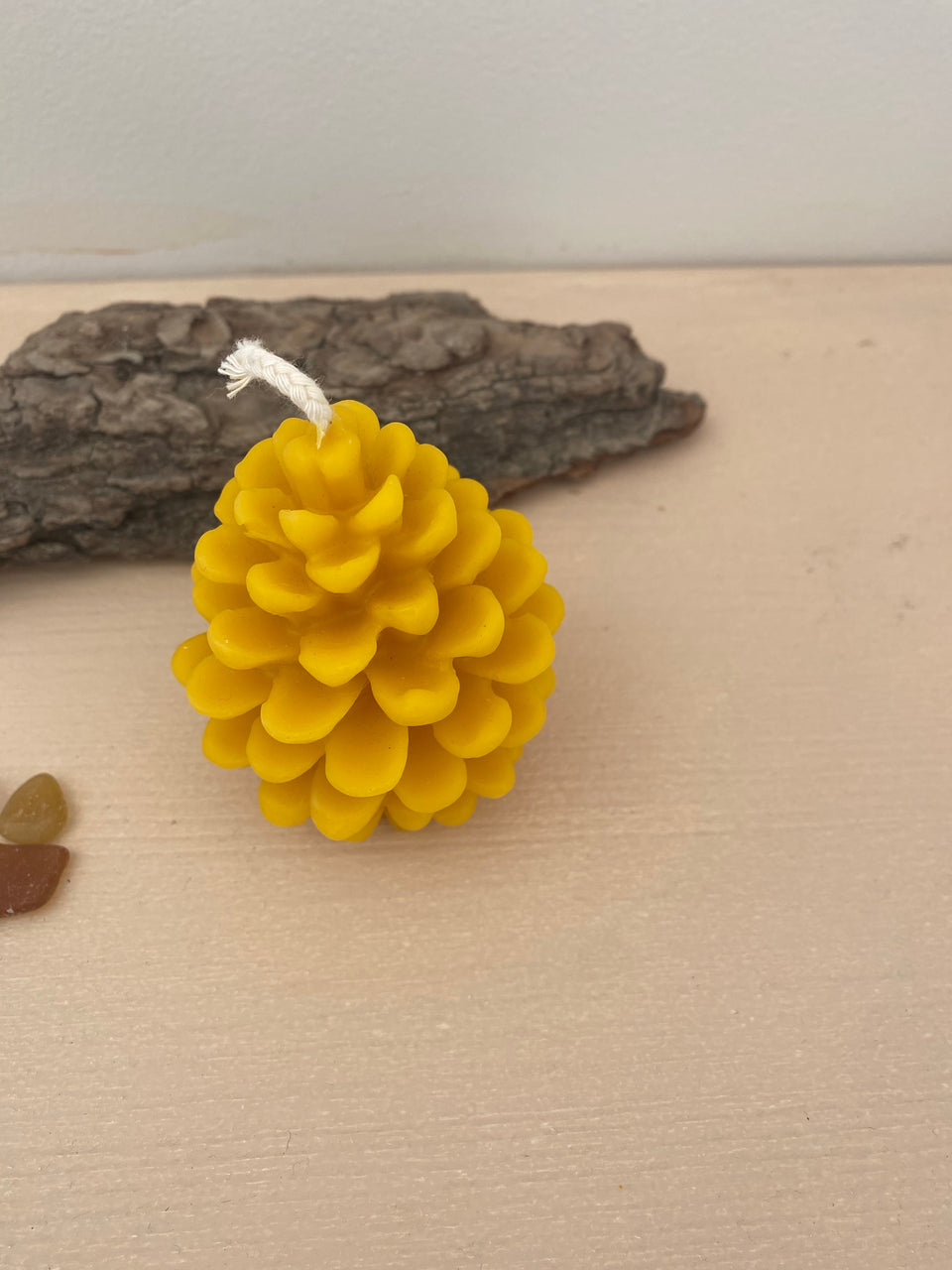 PINECONE BEESWAX CANDLE